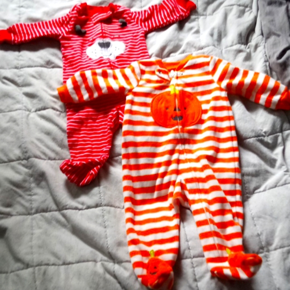 2 long sleeve onesies